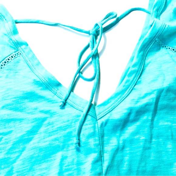 T29 Thread and Clover Seafoam Green Eyelet Shirt - Picture 2 of 5